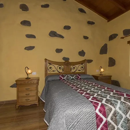 Casas Lola Y Rafael 2 Moya (Gran Canaria)